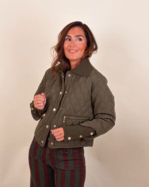 CHAQUETA VERDE BOTON ORO
